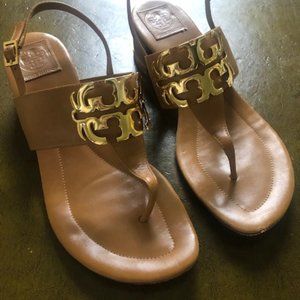 Tory Burch Stacked Heel Thong Style Sandal